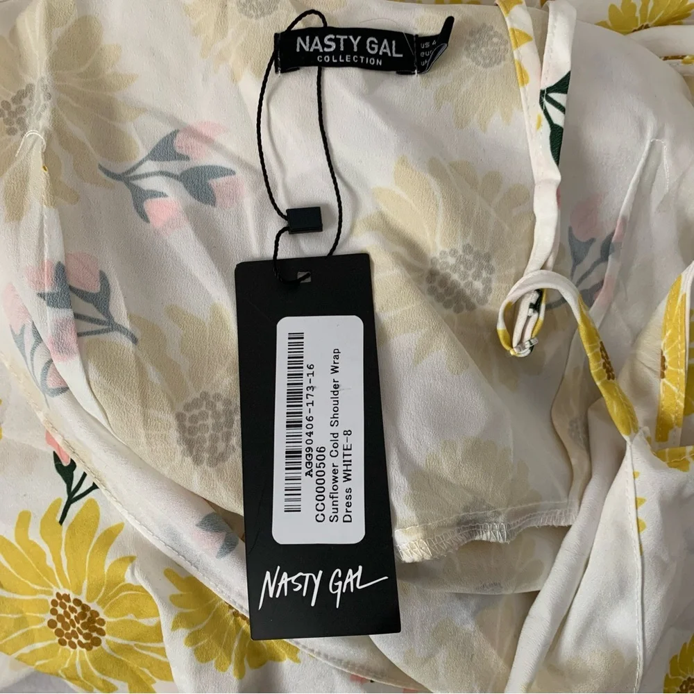Nasty Gal Sunflower Print Cold Shoulder Wrap Dress - Picture 3 of 6